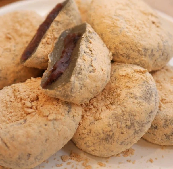 Pastel de arroz de mugwort